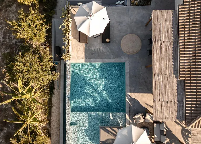 Yliessa - Luxury Pool Villa Surrounded By Nature