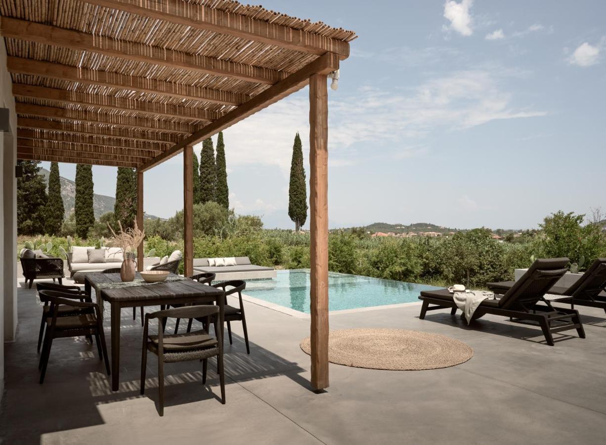 Yliessa - Luxury Pool Surrounded By Nature Villa Drakas