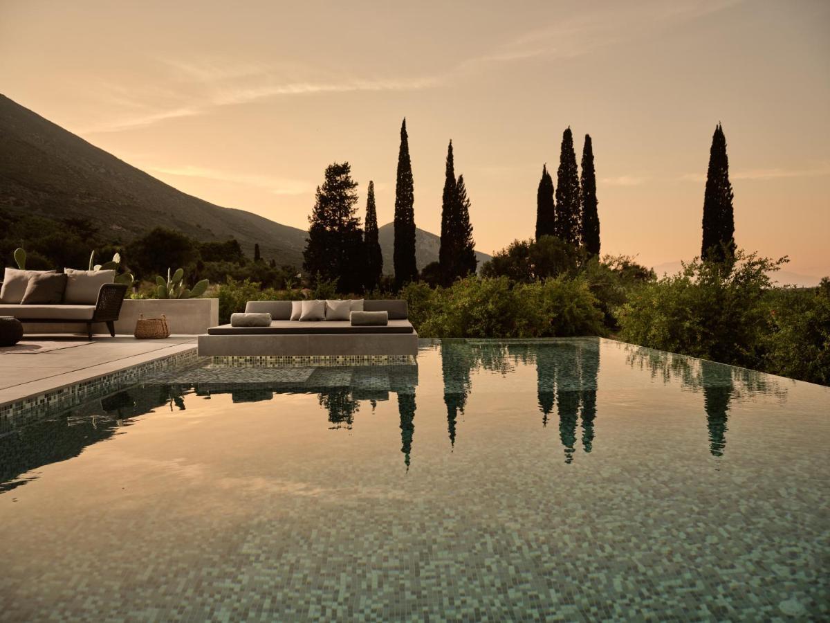 Yliessa - Luxury Pool Surrounded By Nature Drakas