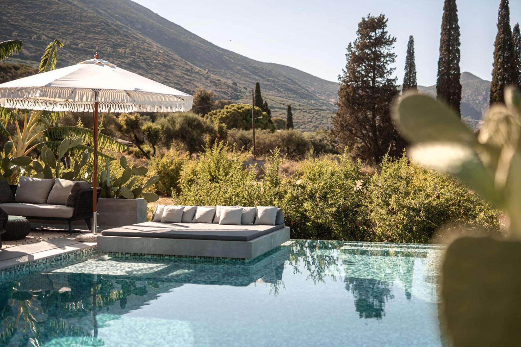 Villa Yliessa - Luxury Pool Surrounded By Nature *